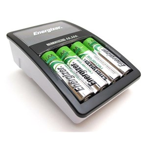 ŁADOWARKA ENEGIZER MAXI 4 X AA 2000