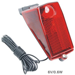 LAMPA T. NA DYNAMO Z PRZEWODEM 409